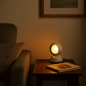 Lampada 'Eclisse' di Vico Magistretti per Artemide