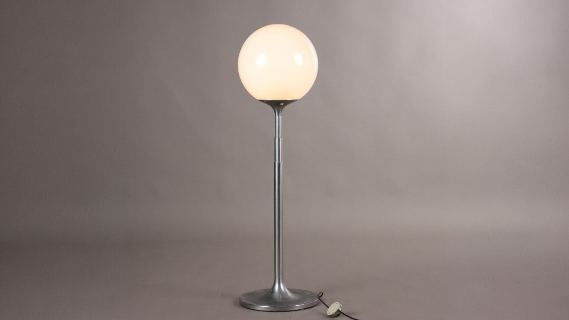 lampada-polluce-di-enzo-mari-e-anna-fasolin