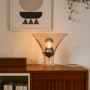 Lampada da tavolo anni '70 in vetro e metallo