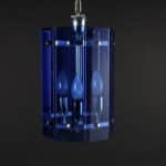Lampada a sospensione anni ’60 in vetro blu e metallo cromato