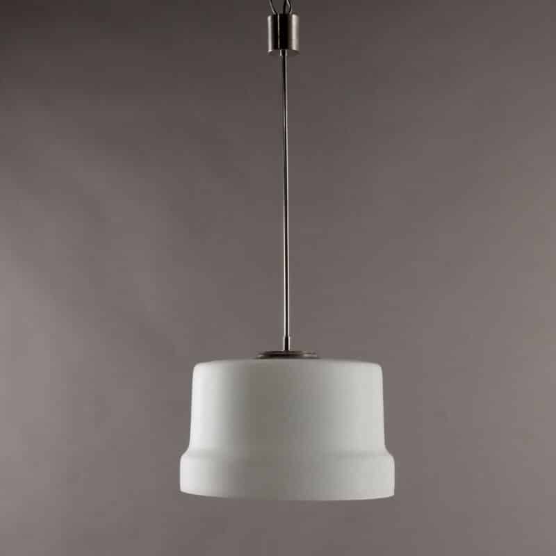 Lampada a sospensione anni '70 in vetro opalino