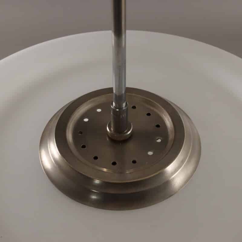 Lampada a sospensione anni '70 in vetro opalino