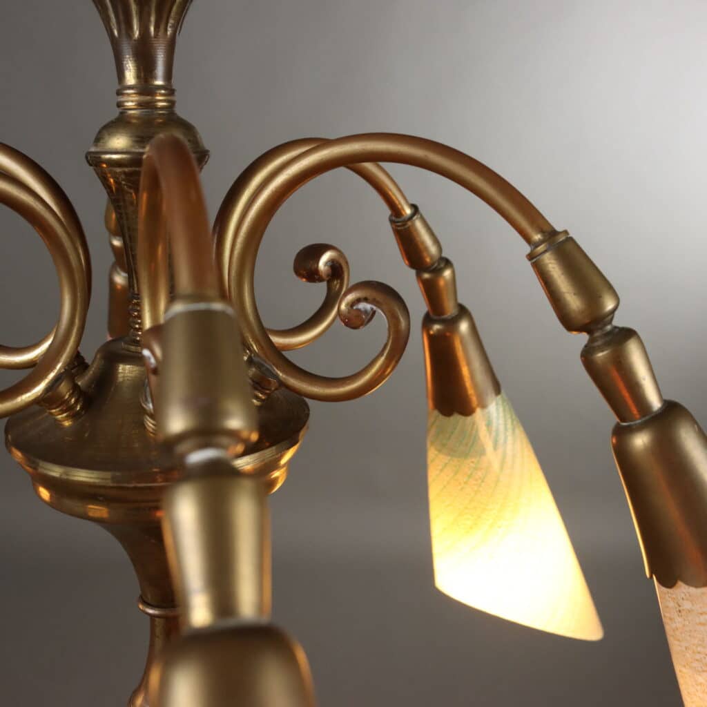 Lampadario anni ’50 in vetro e polvere d’oro
