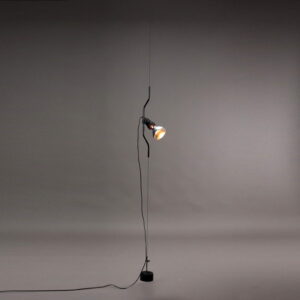 Lampada  Parentesi  Achille Castiglioni Pio Manzù