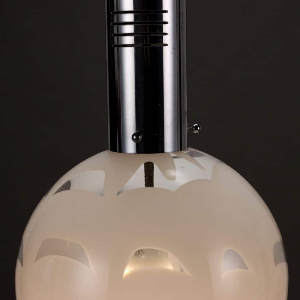 Lampada space age in vetro soffiato e metallo