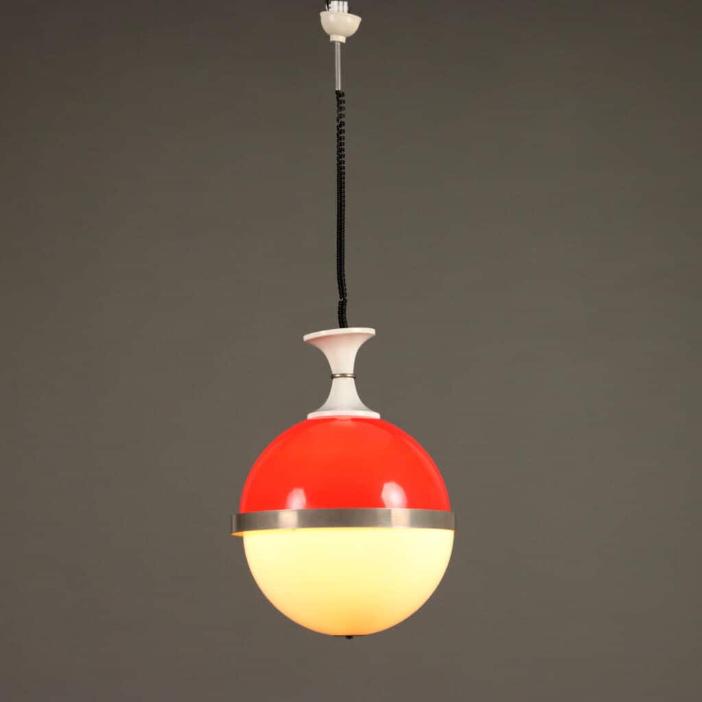 Lampadario Anni '70 bicolore in metacrilato e alluminio