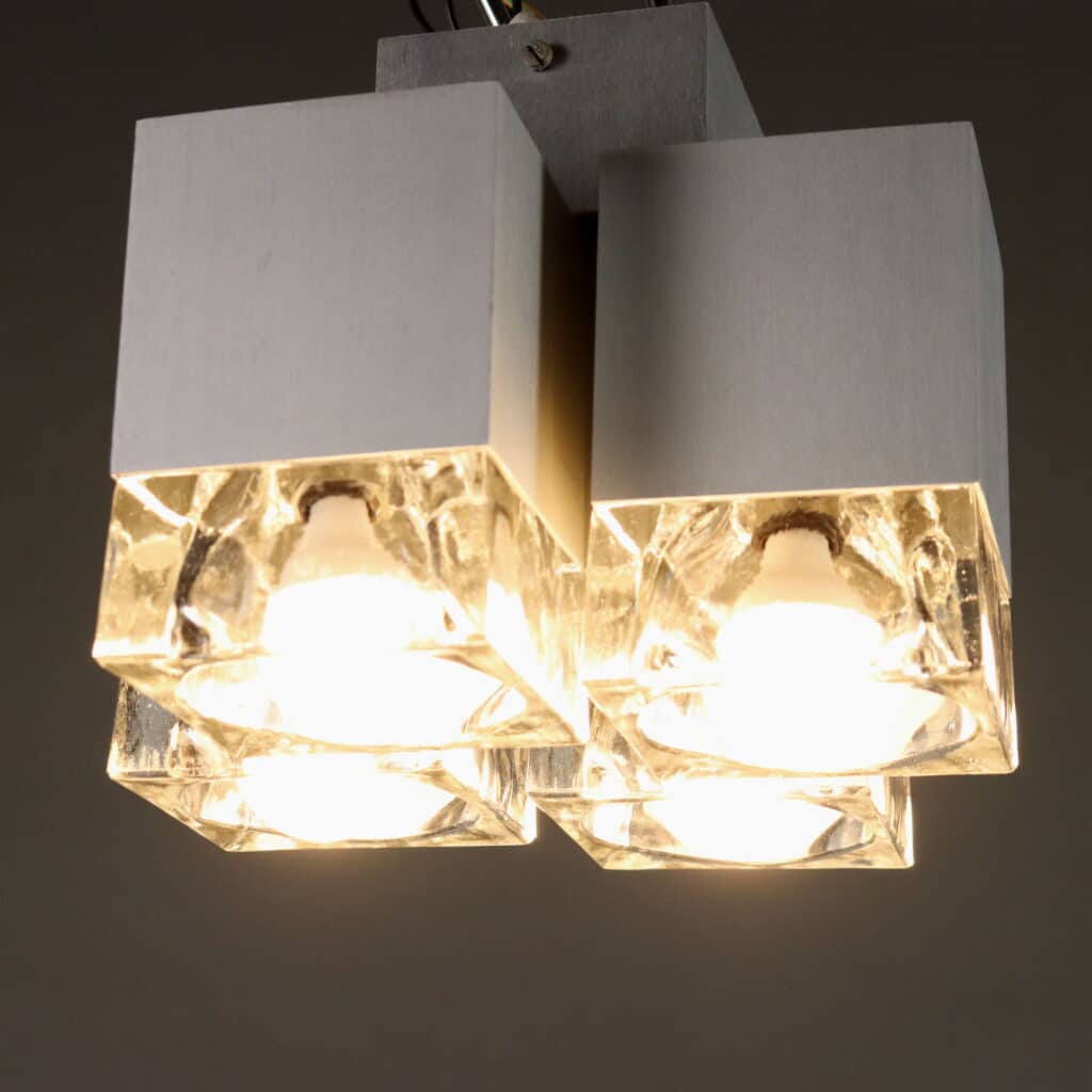 Lampadario Anni '70 in vetro e alluminio cromato
