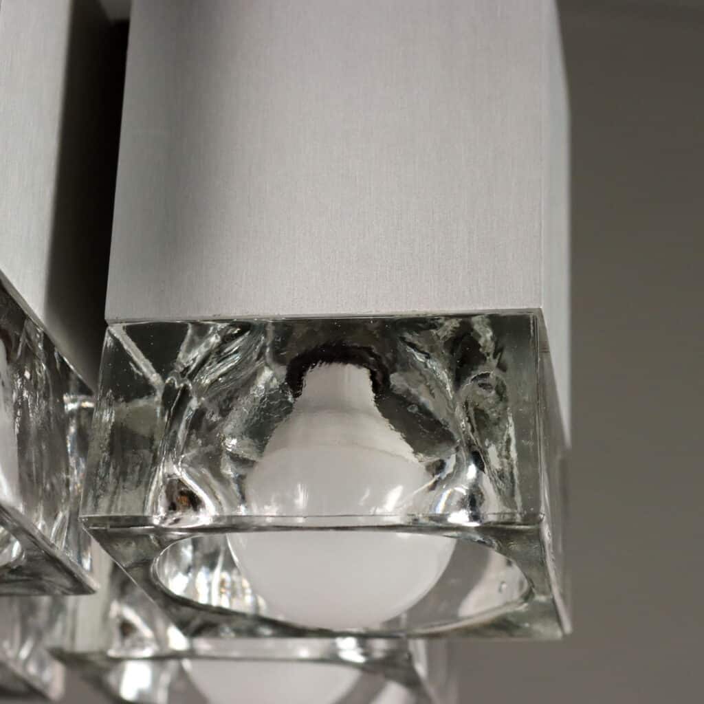 Lampadario Anni '70 in vetro e alluminio cromato