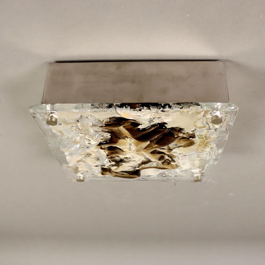 Lampada soffitto/parete anni '70 in vetro soffiato e alluminio
