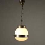 Lampadario 'Delta' di Sergio Mazza per Artemide